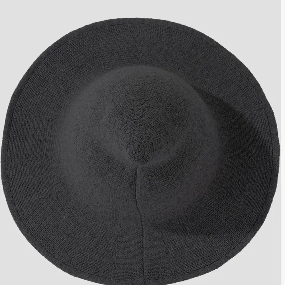 Stylish PINK Witch Hat